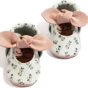 Freshly Picked Pink and White Baby Moccasins with Bow